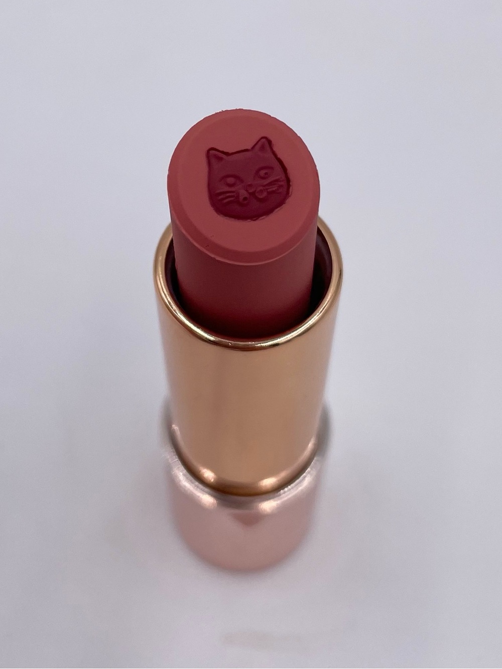 NEW in Box Winky Lux Purrfect Pout Lipstick in Pawsh Full Size 3.6 g/0.12 oz